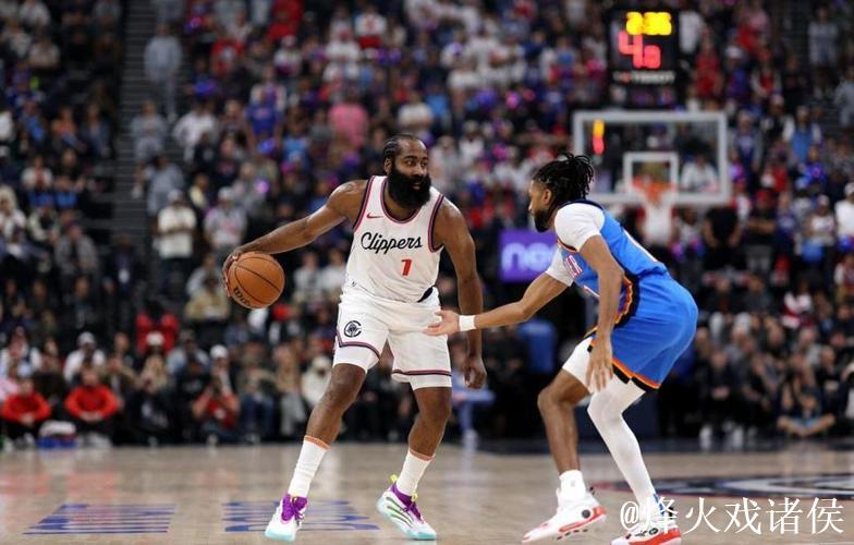 亚历山大爆砍45分 哈登接近三双 雷霆终结快船连胜势头 亚历山大爆砍45分 哈登接近三双 雷霆终结快船连胜势头