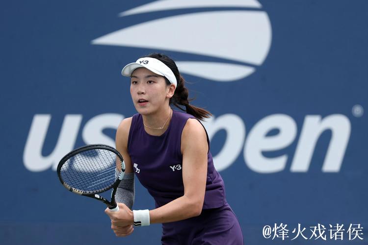 王欣瑜2-1逆转麦克纳莉 迎来新赛季首胜